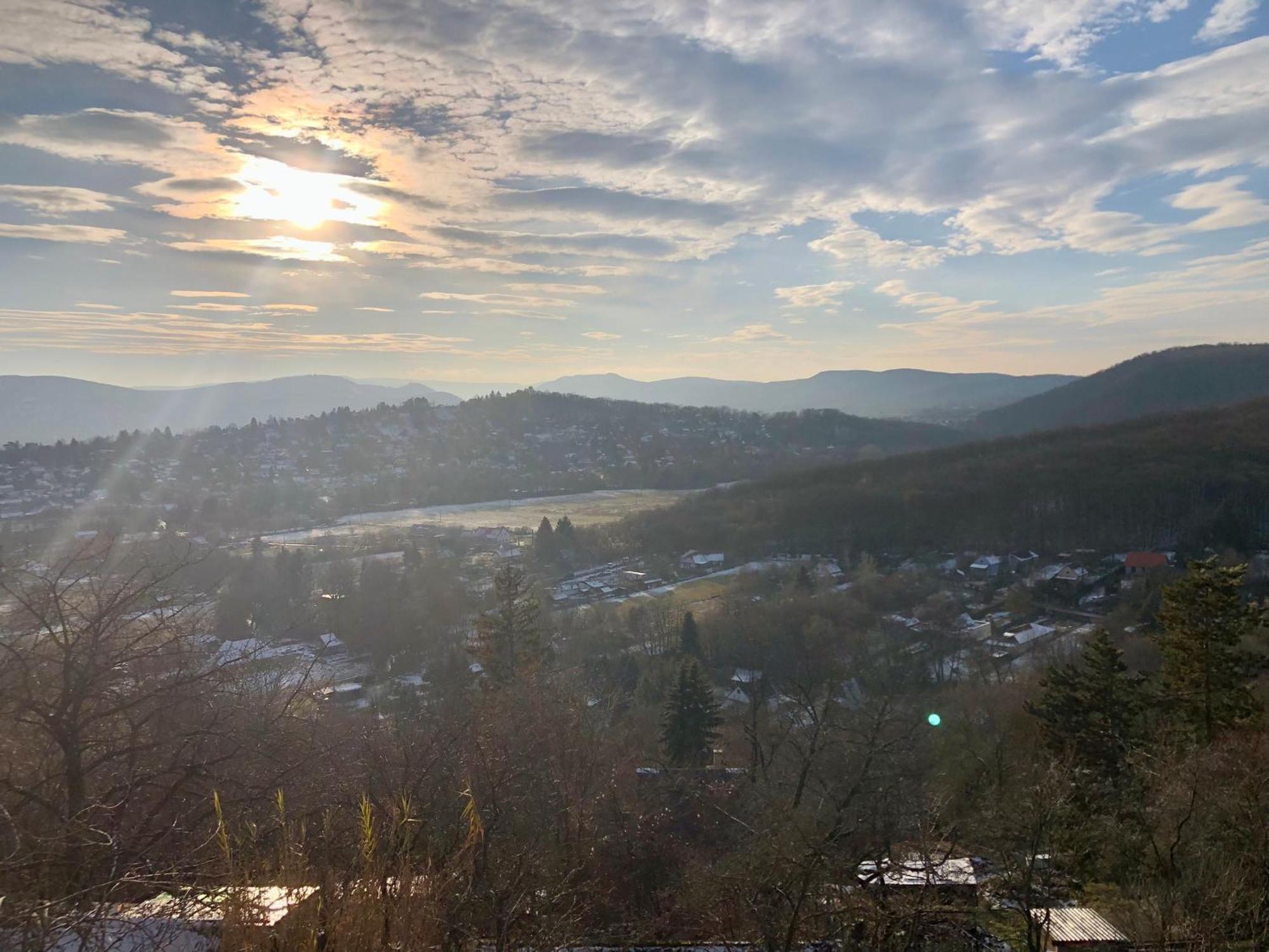Villa Felhofeszek Vendeghaz Kismaros Esterno foto